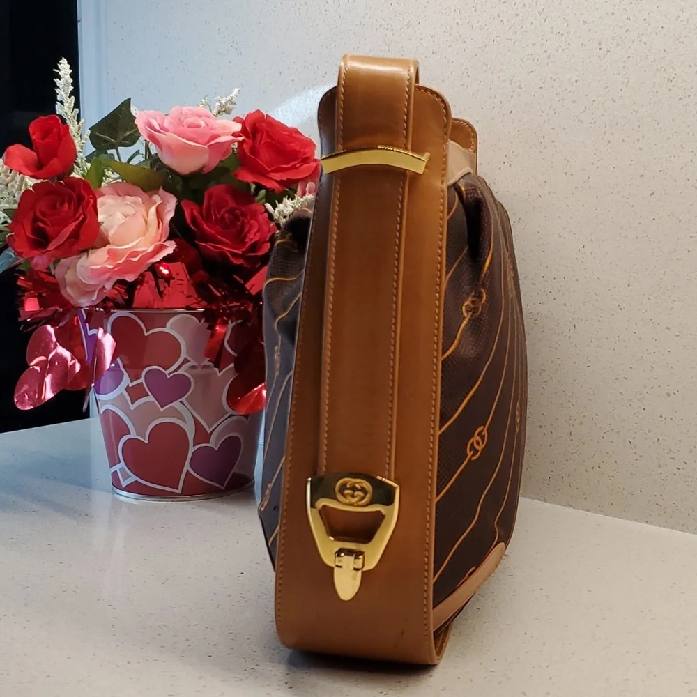 RARE GUCCI Canvas-Leather crossbody bag